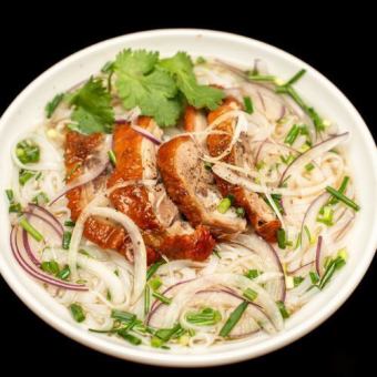 Duck meat pho