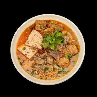 Bun Rieu Khua (crab noodles)