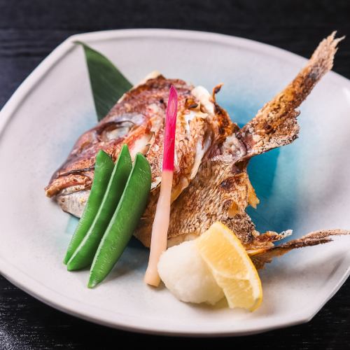 旬の食材を活かした多彩な宴会メニュー