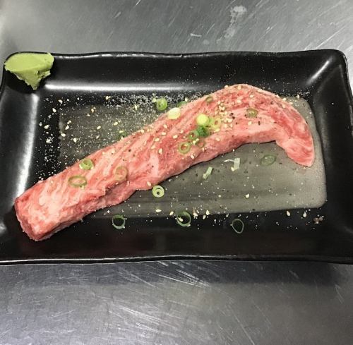 【牛】前沢産黒毛和牛中落カルビ