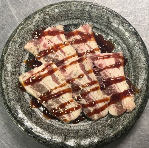 【牛】USカルビ