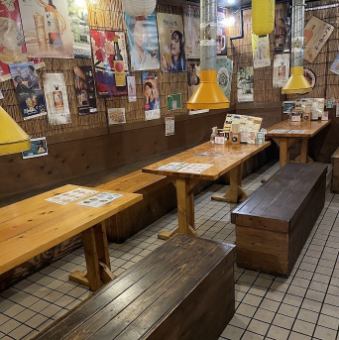 昔懐かしい椅子などもございます♪