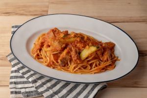 Mozzarella and basil tomato sauce