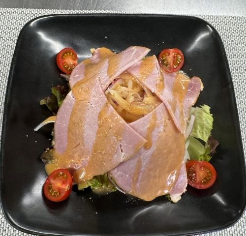 Ham and onion salad