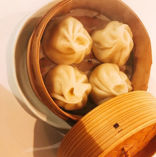 Shumai / Xiaolongbao / Shrimp steamed dumplings / Pork bun / Vegetable steamed dumplings