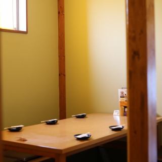 Our horigotatsu seats are perfect for a date or a couple's meal, and you can also relax and enjoy our homemade desserts☆