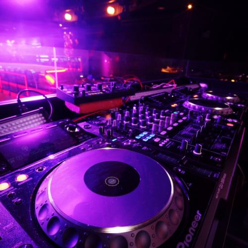 【無料設備】DJブース＆高音質スピーカー♪パーティでご利用の際にはお声掛け下さい♪