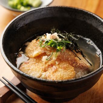〆の鯛茶漬け