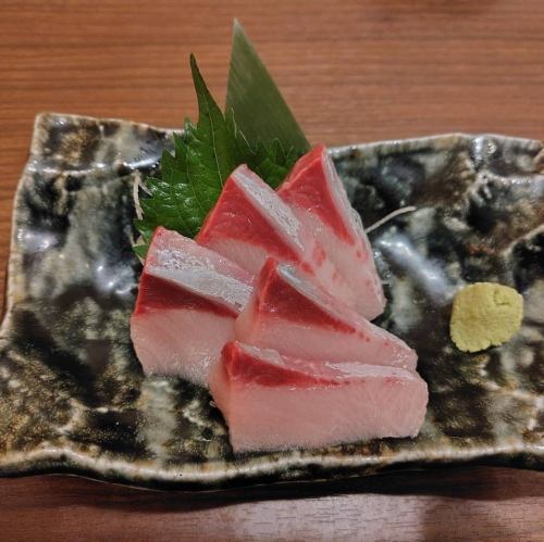 冬季黃尾魚刺身