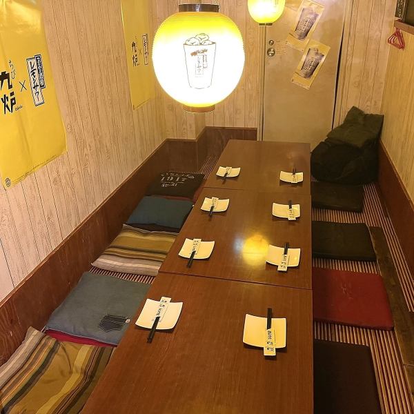 In the back of the shop, there is a sunken kotatsu tatami room (semi-private room).The 1st basement floor can be reserved for a small number of people.It is perfect for a girls' party or a birthday party in a cozy space.It is an easy-to-use floor that can accommodate parties of up to 40 people.Recommended for various occasions such as company banquets such as welcome parties and farewell parties.Please contact us if you would like to rent it out♪