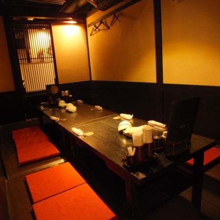 Private room for 10 to 14 people
