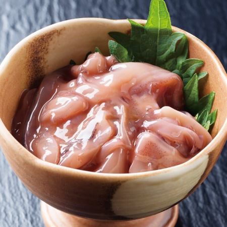 イカの塩辛/よだれ鶏/富士名物 茹で落花生/鴨の葱まみれ/だしやっこ/タコワサビ/枝豆