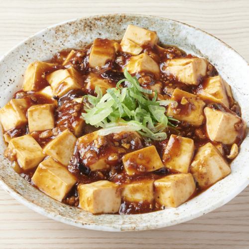 【ピリ辛で何度も食べたくなる味】ご飯と一緒に食べるとより一層美味しい！麻婆豆腐 780円(税込)