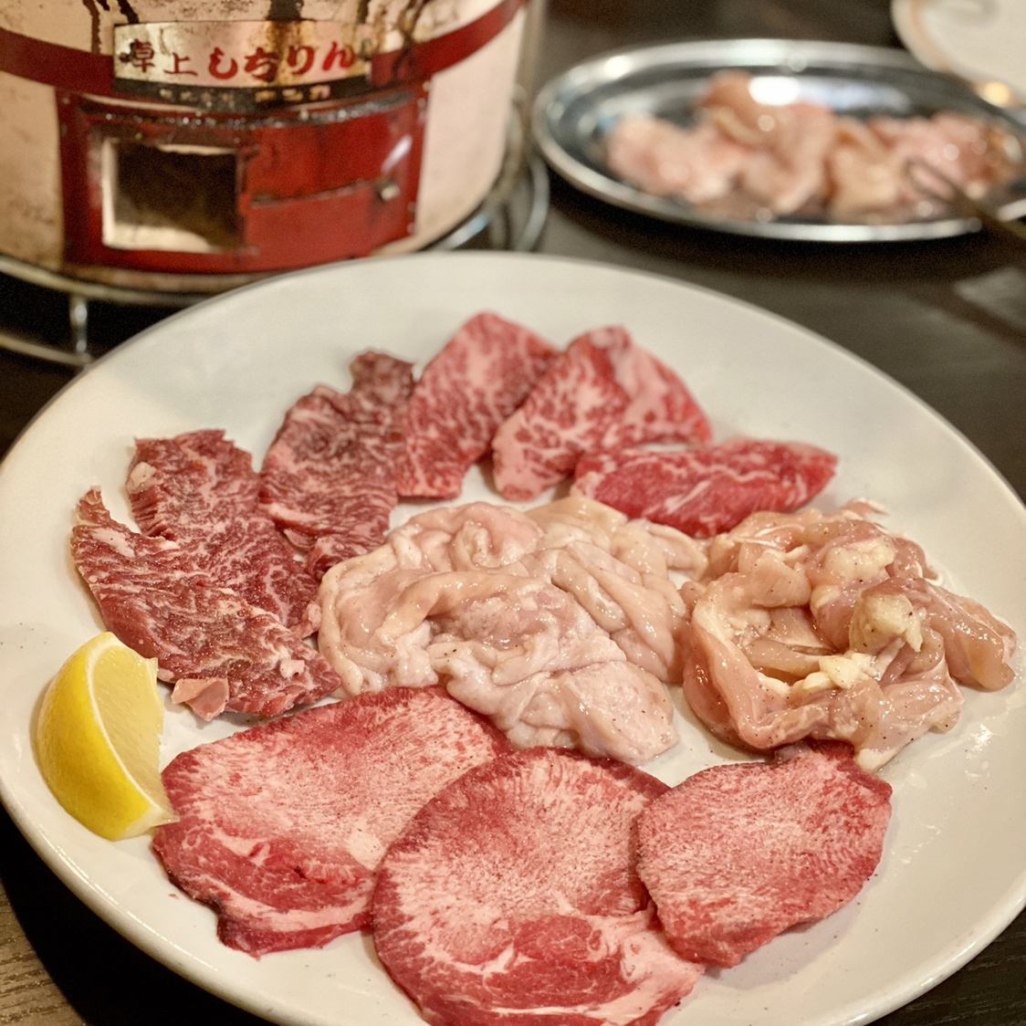 掘りごたつ席でゆったり楽しめる！リーズナブルな老舗焼肉屋さん