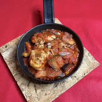 鶏の地中海風トマト煮込み