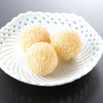 Sesame dumplings