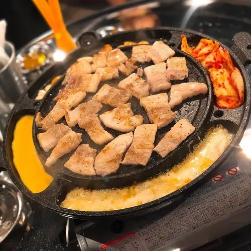 Cheese Fondue Samgyeopsal 300g (Lettuce sold separately) Per person