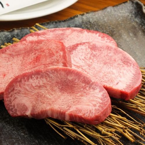名物料理と美酒で乾杯を♪