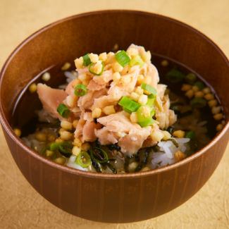 Dashi Ochazuke（李子、鮭魚、昆布、chanja、章魚芥末）