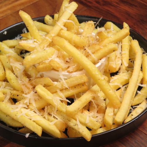 Truffle-scented french fries with plenty of cheese