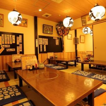 There are 2 tatami mat seats that can accommodate up to 6 people.Recommended for family meals and banquets after events.We will entertain you with sake that changes with the seasons, traditional soup and hand-made chanko.