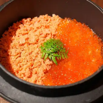 鮭魚和鮭魚籽米飯（全份）