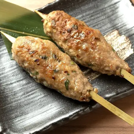 每天限量12串！咸鸡肉丸