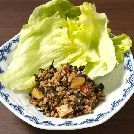 台湾肉末生菜卷