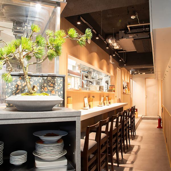 ネオ大衆酒場『寅鈴』はひとり呑みも◎色々なシーンに合わせてご利用下さい。