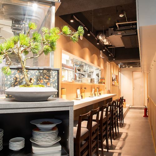 <p>ネオ大衆酒場『寅鈴』はひとり呑みも◎色々なシーンに合わせてご利用下さい。</p>