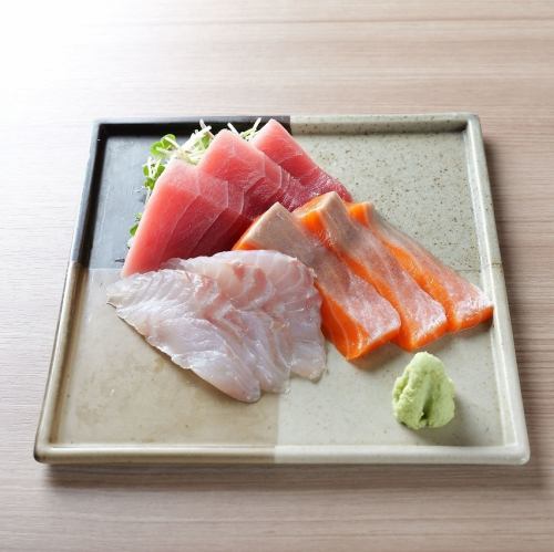 刺身の盛り合わせ
