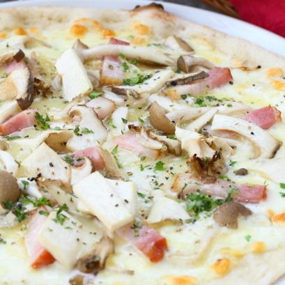 蘑菇培根披萨