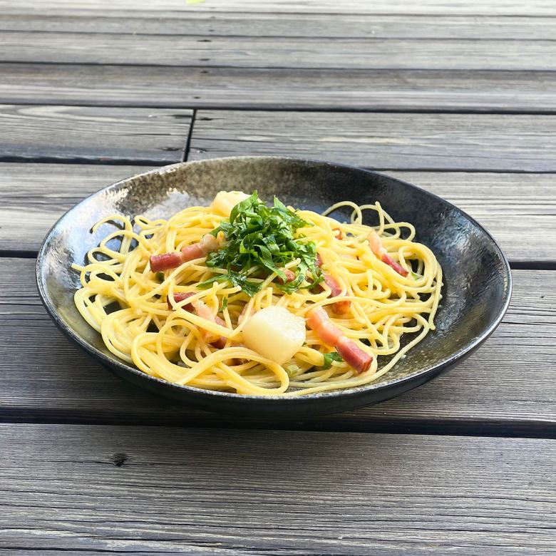 カブとベーコンの和風パスタわさび風味