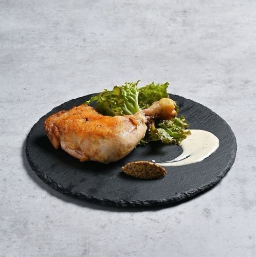 骨付き鶏もも肉コンフィ
