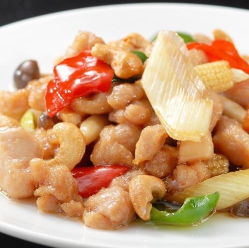 腰果鸡丁 / 蚝油牛肉