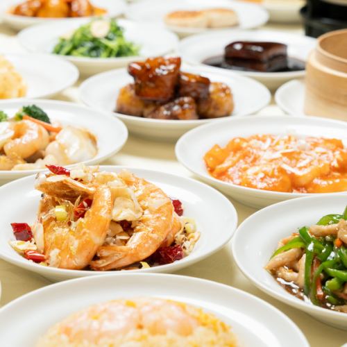 世界チャンピオンの本格中華・小籠包をランチでも！