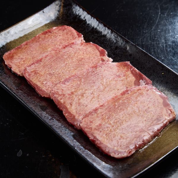 やみつき必至！極上の上タンを特製塩ダレで堪能♪