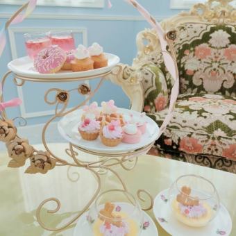 〈クイーンコース〉Afternoon Tea Set  4500円(税込)