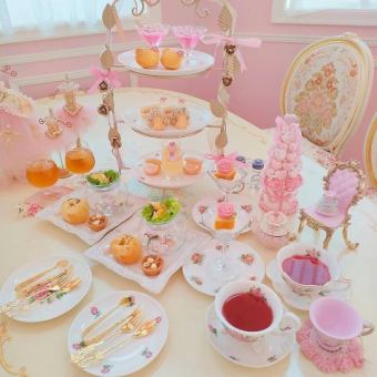 9/1～〈プリンセスコース〉Afternoon Tea Set  3500円(税込)