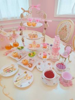 9/1～【推し活の方はこちら】〈プリンセス〉Afternoon TeaとバースデイプレートSet4500円(税込)
