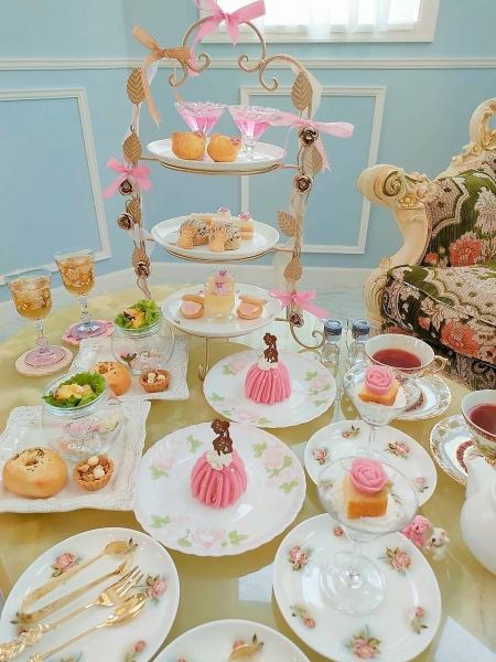 ≪クイーン≫Afternoon Tea Set　4500円(税込)