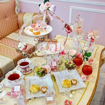 5/1~6/30◆〈プリンセスコース〉Afternoon Tea Set