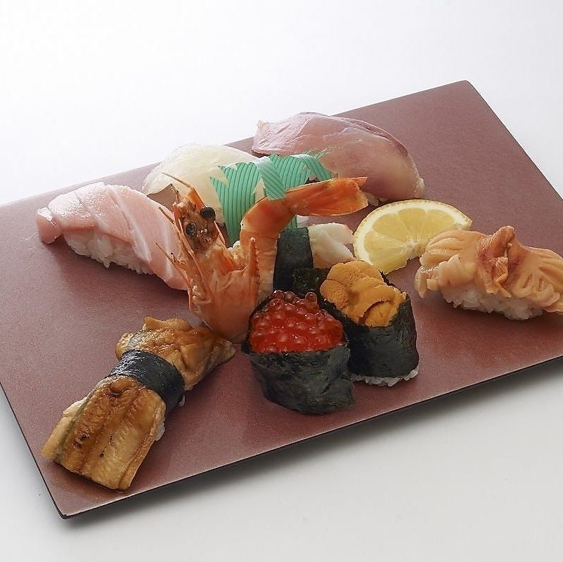 お得なランチメニューをご用意しております。