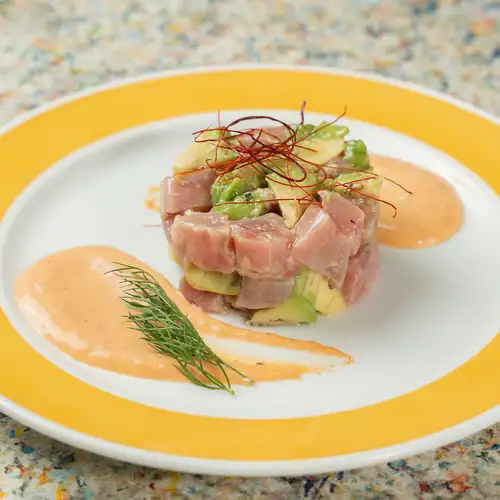 ★マグロとアボカドのタルタル