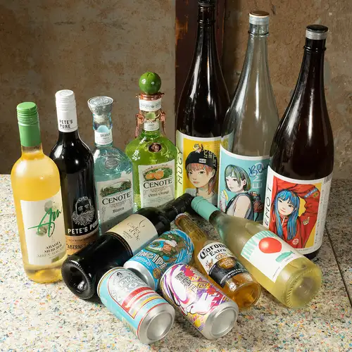ワイン、ククラフト焼酎多数ございます