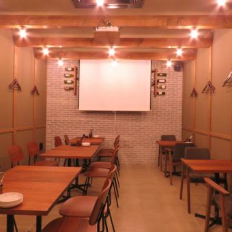 Equipped with a projector and a large screen! * Please contact us for reservations for 29 people or more.
