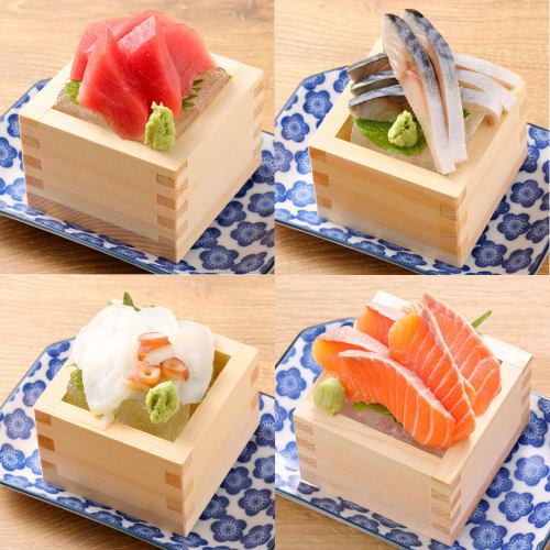 Cute sashimi served in a small box!