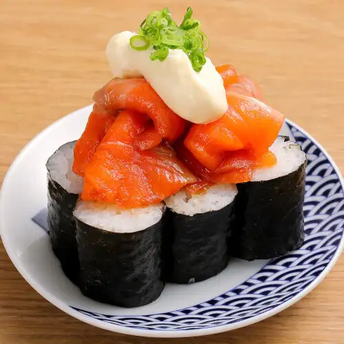 アテ巻きサーモンとクリームチーズ