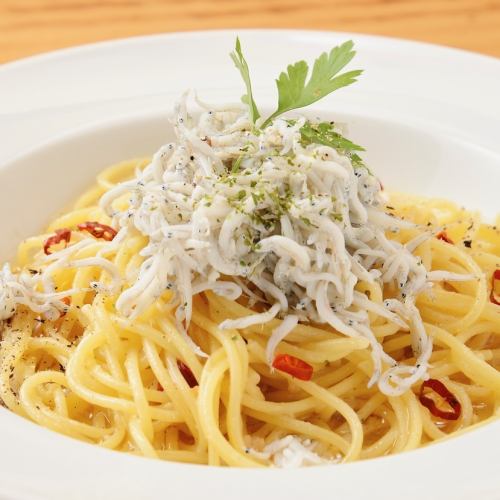 Shonan whitebait peperoncino