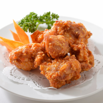 Deep-fried sesame-flavored juicy chicken